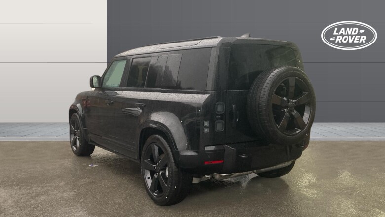 Land Rover Defender 3.0 D250 X-Dynamic HSE 110 5dr Auto Diesel Estate